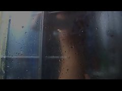 Ivanas butt movie in the shower