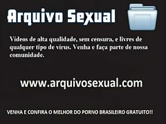 Lindinha demais sentando com a bucetinha arreganhada 2 - www.arquivosexual.com