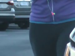 Candid Butts in Spandex and Yoga pants 2