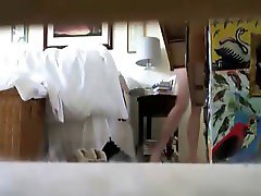 Spying my mum dressing after shower. Amateur