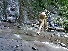 selfplay65 is showing you my girlfriend on cam outdoors