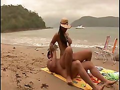 Caroline Miranda wants sex on the beach and fucks her friend