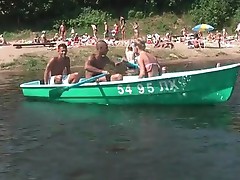 Chick dual fucked while boat trip