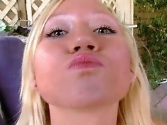 Blonde floozy licking well-shaved anus