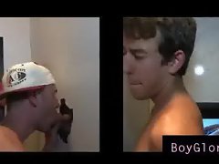 Boy facefucking a guy in gloryhole while he wants a girl