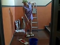 Housewife makes a good cleaning