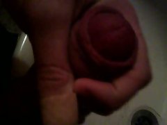 Young male jerks off to huge cum shot in selfshot video