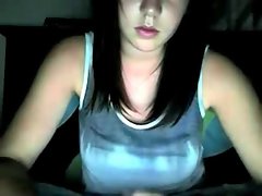 Webcam brunette babe 1