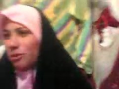 arab woman in store