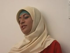 ARAB Muslim HIJAB Turbanli  Girl 1 - NV