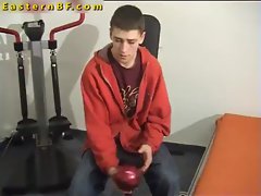 Eastern young man Paul busting his nuts gay video