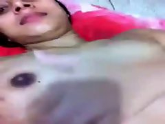 Paki Experienced Aunty Making A Video Of Herself Getting Raunchy