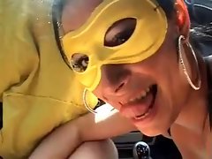 Amateur sex in the car